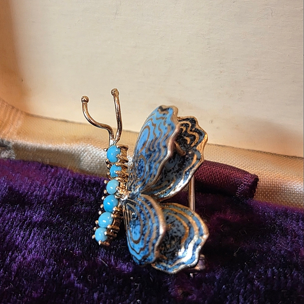 AMAZING Vintage Italian 18kt Gold Enamel And Turqouise 3d Butterfly Brooch